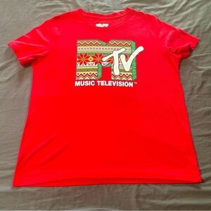 💖4 for $24💖 MTV Red Christmas themed t-shirt sz xl